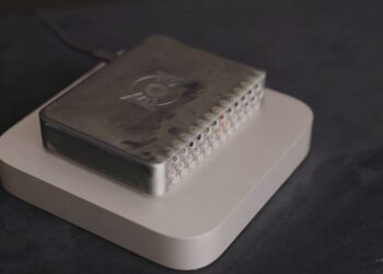 ยังเล็กได้อีก!! ชมคลิป Mac mini รุ่นชิป M1 ถูกย่อขนาดให้เล็กลงอีกถึง 78%