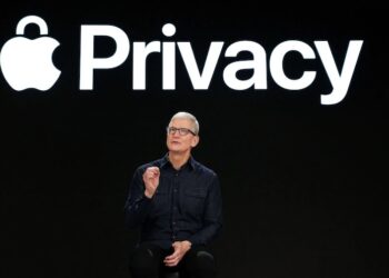 ฟีเจอร์ App Tracking Transparency ของ Apple ทำให้ Facebook สูญเสียรายได้ราว 4.3 แสนล้านบาท