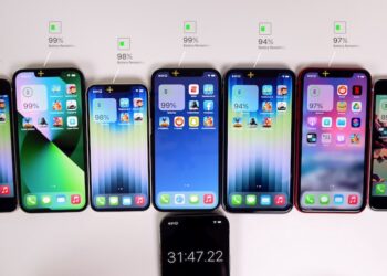 ผลทดสอบแบตเตอรี่ iPhone 13 mini ให้อายุการใช้งานยาวนานกว่า iPhone SE รุ่นที่ 3 (ชมคลิป!!)