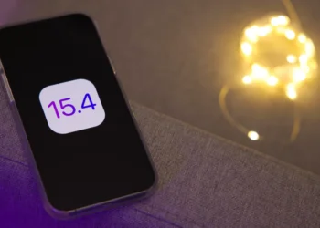 Apple ปิดการดาวน์เกรด iOS 15.4 จาก iOS 15.4.1 แล้ว