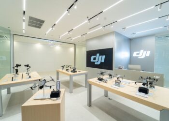 เผยโฉม DJI Experience Store สาขา ฟิวเจอร์พาร์ค รังสิต สัมผัสประสบการณ์ใหม่ของการถ่ายภาพทางอากาศ และเทคโนโลยีกล้องสุดล้ำ