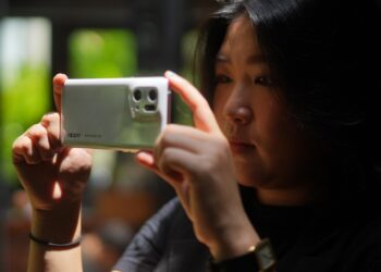 “แพร-รัมภาพร วรสีหะ” ช่างภาพมือโปร แชร์เทคนิคถ่ายภาพให้เต็มไปด้วยเรื่องราว ผ่านสมาร์ตโฟนระดับโปร OPPO Find X5 Pro 5G ที่ร่วมพัฒนากับ Hasselblad 