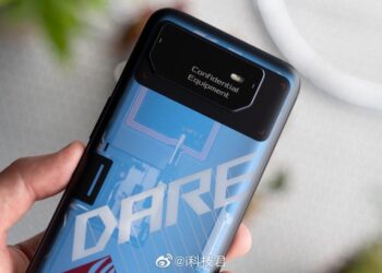 ภาพหลุด ROG Phone 6 สมาร์ทโฟนรุ่นแรกของ Asus ที่มาพร้อมชิป Snapdragon 8+ Gen 1