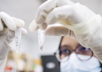 แกะรอยผ่านกรณีศึกษาเห็ดหลินจือด้วยเทคโนโลยี 5G IoT ร่วมกับมูลนิธิชัยพัฒนา dtac และเนคเทค