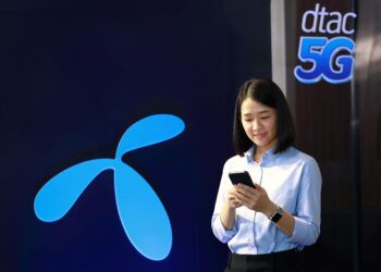 dtac 5G ดีในชีวิตจริง ลื่น ชัด พร้อมใช้ทั่วไทย 77 จังหวัดจัดสมาร์ทโฟนคุ้มจริงรองรับ 5G พร้อมแพ็กเกจ dtac GO+ 5G เพื่อลูกค้า