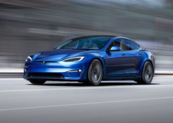 Tesla Model S ถูกแฮกให้ทำความเร็วเกือบ 350 กิโลเมตรต่อชั่วโมง จากปกติทำความเร็วได้สูงสุด 280 กิโลเมตรต่อชั่วโมง