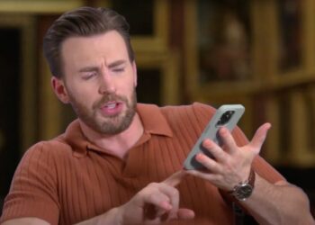 Chris Evans บอก iPhone รุ่นใหม่หนักเกินไป อยากกลับไปใช้ iPhone 6s ที่ลาจากไปก่อนหน้านี้