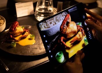 หัวเว่ยชวนแต่งแต้มสีสันให้กับมื้ออาหารสุดพิเศษบนสุดยอดแท็บแล็ต HUAWEI MatePad Pro 11-inch
