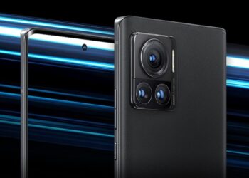 Moto X30 Pro สมาร์ทโฟนรุ่นแรกที่มาพร้อมกล้อง 200MP ชาร์จเร็ว 125W เปิดตัวพร้อมกับ Moto S30 Pro