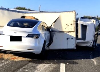 Tesla เผยระบบ Autopilot ช่วยป้องกันการเกิดอุบัติเหตุได้ประมาณ 40 ครั้งต่อวัน