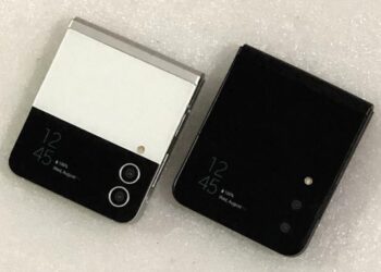 ภาพหลุด Samsung Galaxy Z Flip4 สีทอง และ สีดำ ก่อนเปิดตัวคืนนี้ เวลา 20:00 น.