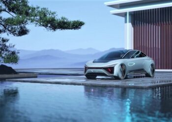 OPPO พัฒนารถยนต์อัจฉริยะร่วมกับ SAIC Motor เจ้าของแบรนด์รถยนต์ MG