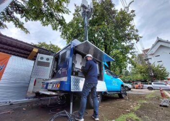 dtac ลุยเข้าพื้นที่น้ำท่วมดูแลสัญญาณตามแผนฉุกเฉิน พร้อมเฝ้าระวังผลกระทบพายุ “โนรู” ส่ง SMS เตือนภัยคนในพื้นที่เสี่ยง