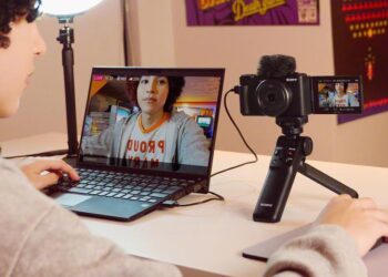 โซนี่ไทยเอาใจสาย VLOG อวดโฉมกล้อง ZV-1F รุ่นใหม่ราคา 17,990 บาท รับฟรี ชุดแบตเตอรี่เสริมรุ่น ACC-TRDCX มูลค่า 2,490 บาท