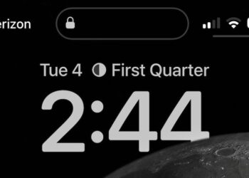iOS 16.1 Beta เพิ่มเส้นขอบสีเทารอบ Dynamic Island เมื่อใช้วอลเปเปอร์สีดำ หรือ Dark Mode