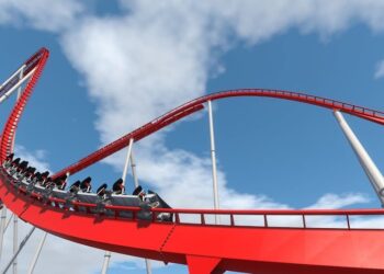 iPhone 14 โทรออกไปยัง 911 โดยอัตโนมัติ ขณะผู้ใช้งานกำลังนั่งรถไฟเหาะตีลังกา