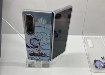 Samsung เปิดตัว Galaxy Z Fold4 รุ่นพิเศษ Genshin Impact Edition พร้อมด้วยหูฟังไร้สาย Galaxy Buds2 Pro ในเกาหลีใต้