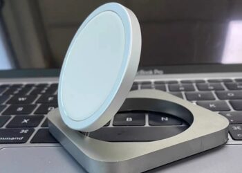 เผยโฉม Apple Magic Charger แท่นชาร์จ iPhone ที่ไม่ได้เปิดตัว