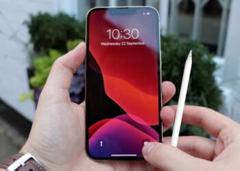 ลือ!! Apple มีแผนเปิดตัว Apple Pencil สำหรับ iPhone ในเดือนกันยายนที่ผ่านมา แต่ถูกยกเลิกไปก่อน