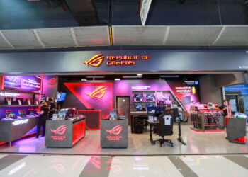 ROG Store แห่งแรกในไทยเปิดแล้วที่ไอทีมอลล์ ฟอร์จูนทาวน์ รวบรวมอุปกรณ์สินค้าไอทีและเกมมิ่งครบครัน ทั้งโน้ตบุ๊ก เดสก์ท๊อป และสุดยอดเกมมิ่งเกียร์แบรนด์ ROG (Republic of Gamers)