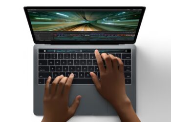 Apple กำลังพัฒนา MacBook Pro ที่ใช้จอแสดงผลระบบสัมผัส คาดเปิดตัวในปี 2025