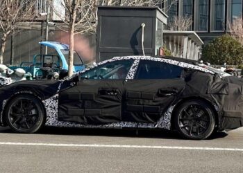 Xiaomi กำลังพัฒนารถไฟฟ้าพร้อมกัน 2 รุ่น และหนึ่งในนั้นนำมาวิ่งทดสอบแล้ว