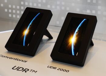 Samsung เปิดตัวจอแสดงผล OLED สำหรับสมาร์ทโฟน ที่มีความสว่างสูงสุด 2,000 นิต