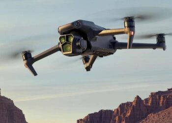 DJI Mavic 3 Pro โดรนตัวแรกที่มีระบบกล้อง 3 ตัว ราคาเริ่มต้นราว 75,590 บาท