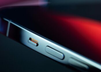 iPhone 15 Pro ยังไม่เปลี่ยนไปใช้ปุ่มใหม่ Solid-State เนื่องจากติดปัญหาทางเทคนิค