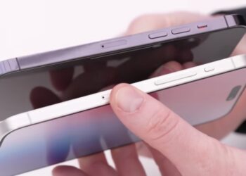 เผยดีไซน์รอบด้านของ iPhone 15 Pro Max จากเครื่อง Mock-up พบขอบจอบางเฉียบ เมื่อเทียบกับ iPhone 14 Pro Max