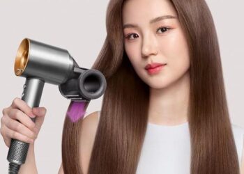 Dyson เปิดตัว “หัวเป่าลดผมชี้ฟูพร้อมแปรง” ใหม่ล่าสุดสำหรับจัดแต่งทรงสวยได้ด้วยตัวเอง เหมือนมีแฮร์สไตลิสต์ที่บ้าน