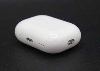 Apple จะเปิดตัวเคสชาร์จ AirPods ที่ใช้พอร์ต USB-C ในงานเดียวกับ iPhone 15