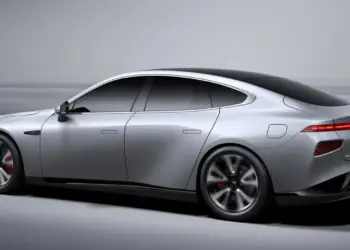 รถไฟฟ้ารุ่นแรกของ Xiaomi จะรองรับ Apple CarPlay เชื่อมกับต่อ iPhone ควบคุมระบบต่างๆในรถได้