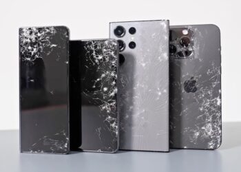 iPhone 15 Pro‌ Max ถูกทดสอบ Drop Test พร้อมเทียบกับ Galaxy S23 Ultra, Galaxy Z Fold5 และ Pixel Fold