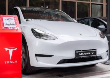 Tesla Model 3 และ Model Y ถูกหั่นราคาลงอีกครั้ง หลังยอดส่งมอบลดลง