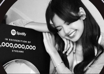 Lisa ฉลองเพลง Money มียอดสตรีมทะลุ 1 พันล้านครั้งบน Spotify ด้วยการทำอาหารไทย￼