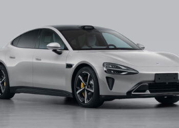 เผยโฉม Xiaomi SU7 และ SU7 Max รถยนต์ไฟฟ้าคันแรกของ Xiaomi ที่อาจทำงานบน HyperOS