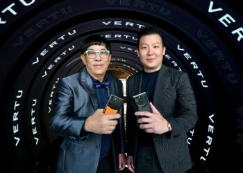 VERTU ตำนานสมาร์ตโฟนลักซ์ชัวรี่กลับมาแล้ว เปิดตัว 3 รุ่นใหม่ METAVERTU I 5G WEB3 PHONE, SIGNATURE V และ METAWATCH H1 ราคาเริ่มต้น 99,000 – 699,000 บาท