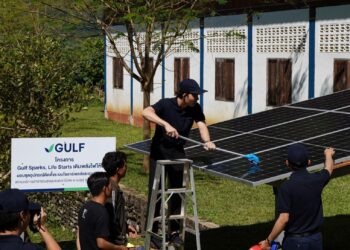 GULF จับมือ AIS ติดตั้งแผงโซลาร์เซลล์ พร้อมเชื่อมต่อเสาสัญญาณให้ชุมชนห่างไกล ยกระดับคุณภาพชีวิตคนไทย