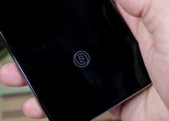 Xiaomi 14 Ultra จะเปลี่ยนเซ็นเซอร์แสแกนลายนิ้วมือแบบออปติคอล มาใช้อัลตราโซนิค