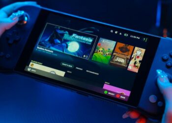 AYANEO เปิดตัวเครื่องเล่นเกมแบบพกพารุ่นใหม่ AYANEO Next Lite ที่งาน CES 2024 โดยใช้ระบบปฏิบัติการ HoloISO ดูคล้ายกับ SteamOS