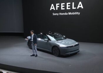 Sony สาธิตการควบคุมรถ AFEELA โดยใช้ DualSense คอนโทรลเลอร์ของ PlayStation 5