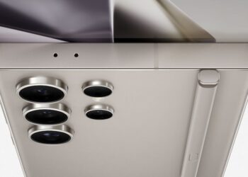 Samsung Galaxy S24 Ultra มีจุดเด่นเหนือคู่แข่งที่การถ่ายวิดีโอ 4K ที่ 120fps และ 8K จากกล้องซูม 5 เท่า