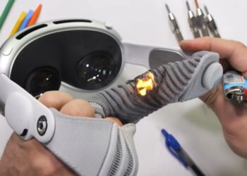 Apple Vision Pro ถูกทดสอบความทนทาน และชำแหละชิ้นส่วนโดย JerryRigEverything (ชมคลิป)