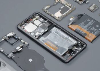 Xiaomi 14 Ultra ถูกรื้อชิ้นส่วน เผยให้เห็นการออกแบบภายในทั้งหมด (ชมคลิป!!)