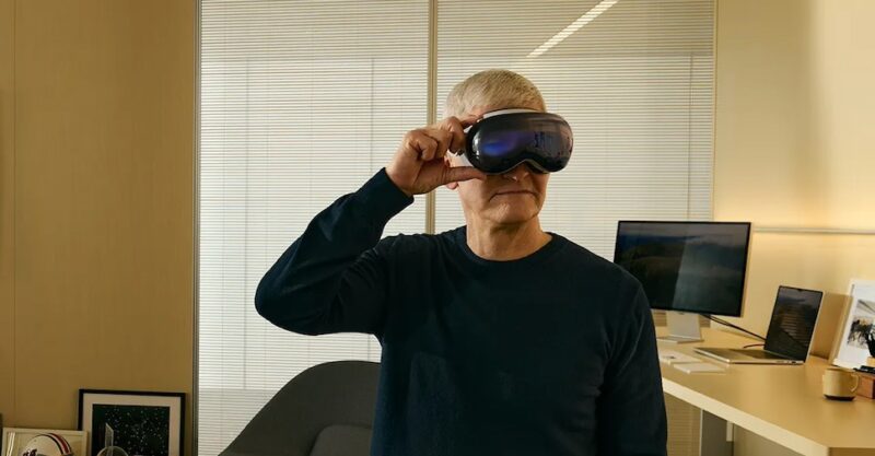 Tim Cook ใช้ Apple Vision Pro เป็นประจำทุกวัน – Flashfly Dot Net