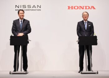 Honda และ Nissan จับมือกันพัฒนา EV เพื่อแข่งขันกับ Tesla และ BYD