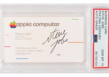 นามบัตรของ Steve Jobs พร้อมลายเซ็น ถูกประมูลไปในราคาราว 6.6 ล้านบาท