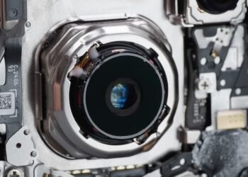 HUAWEI Pura 70 Ultra ถูกชำแหละชิ้นส่วนแล้ว เผยให้เห็นนวัตกรรมใหม่ของกล้องยืดหดได้