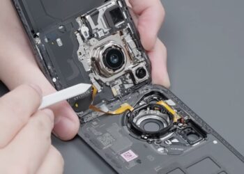 HUAWEI Pura 70 Ultra ถูกชำแหละชิ้นส่วนแล้ว เผยให้เห็นนวัตกรรมใหม่ของกล้องยืดหดได้